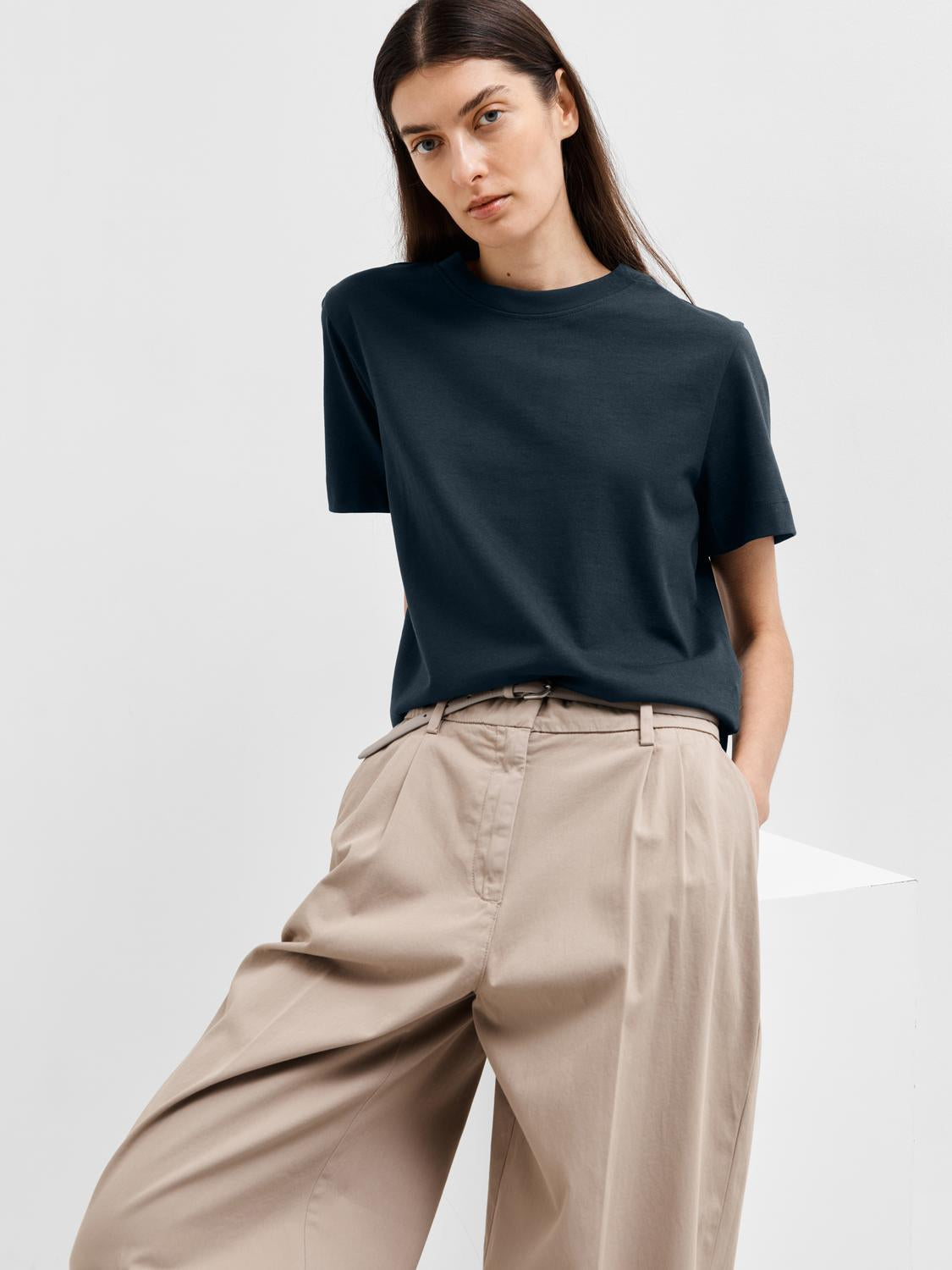 Essential Boxy T-Skjorte - Blå/ Dark Sapphire